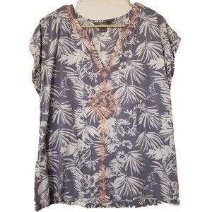 Natural Reflections Blouse‎ Womens Medium Gray Cream Tropical Vneck Embroidery